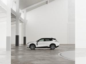 LYNK & Co 08 CORE / E-PRÄMIE! / VOR ANFRAGE BESCHREIBUNG LESEN!