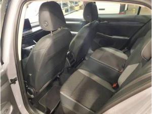 Volkswagen Golf VIII Lim. GOAL 1.5 eTSI 110kW DSG - AHK SHZ Rear View Navi Matrix-LED ACC LM Einparkhilfe MFL