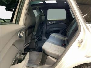 Audi Q4 e-tron Q4 45 e-tron ACC AHK AUT Fernlichtass. LM