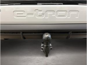 Audi Q4 e-tron Q4 45 e-tron ACC AHK AUT Fernlichtass. LM