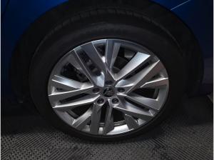 Skoda Octavia Combi 1,5 TSI mHEV DSG Leder/Pdach/AHK/HeadUp/DCC/8fach/KEINE ÜBERFÜHRUNGSKOSTEN!