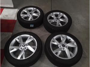 Skoda Octavia Combi 1,5 TSI mHEV DSG Leder/Pdach/AHK/HeadUp/DCC/8fach/KEINE ÜBERFÜHRUNGSKOSTEN!