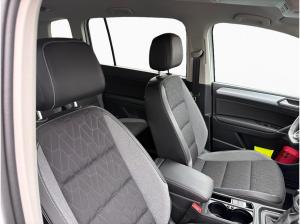Volkswagen Touran Comfortline 1.5l TSI 6-Gang 7-SITZTER NAV