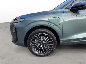 Audi Q3 SUV e-hybrid 2x S line MATRIX HUD AHK SONOS