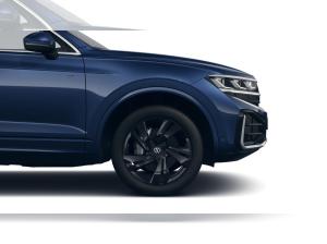 Volkswagen Touareg R-Line 3.0TDI 4M AHK PANO LUFTF 360 INKL. WINTERRÄDER + GARANTIE; 0,- ÜBERFÜHRUNG