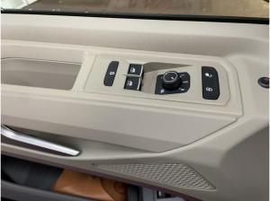 Volkswagen T7 Multivan T2.0 Multivan TDI Life lang DSG LM18 Sitzhzg 7Sitz