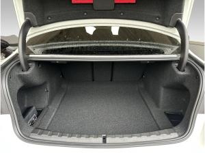 BMW 320 i M Sportpaket Pro AHK LED HK HiFi DAB Shz