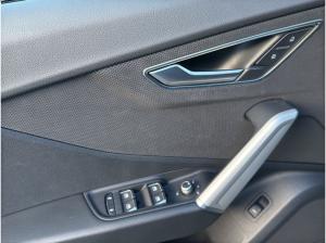 Audi Q2 35 TDI S tronic advanced NAVI+LED