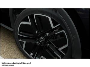 Volkswagen T-Roc R-Line 1.5 eTSI - Zulassung im März notwendig (Düsseldorf)