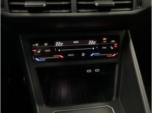 Volkswagen Taigo R-LINE 1.5TSI DSG ACC.5J-G.AHK.KAMERA.NAVI+VC.LED.SHZ