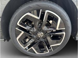 Volkswagen Golf Variant R-Line 150PS *BLACK STYLE*MATRIX*AHK*STANDHZG*AREA VIEW*54.161€*