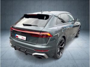 Audi RS Q8 performance TFSI quattro    ⇒   exclusive Lack     ⇒ 305 km/h max    ⇒ HUD   ⇒ Standheizung