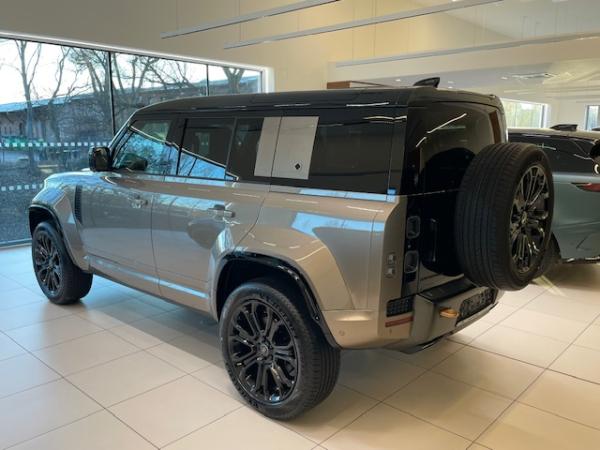 Land Rover Defender OCTA Defender 110 P635 (sofort lieferbar)