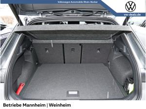 Volkswagen T-Roc R-Line 1.5 l eTSI DSG Klima NAVI LED DAB