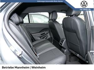 Volkswagen T-Roc R-Line 1.5 l eTSI DSG Klima NAVI LED DAB
