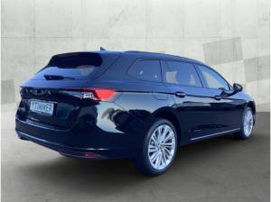 Skoda Superb Combi 2.0 TDI DSG Selection AHK*19'*Assis