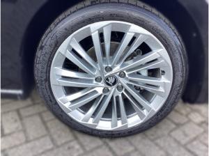 Skoda Superb Combi 2.0 TDI DSG Selection AHK*19'*Assis