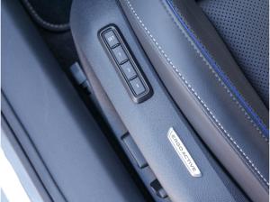 Volkswagen Passat R-Line 1.5 eHybrid DSG Navi AHK Kamera Matrix