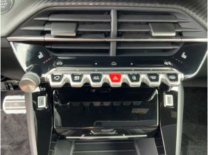 Peugeot 2008 1.2 145 GT ACC+Alcantara+LED+Navi+SHZ+Kam.