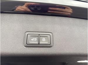 Audi Q3 SUV e-hybrid S tr. LED FLA 19 ACC 360 ParkAss