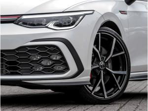 Volkswagen Golf VIII GTI 2.0 TSI ACC KAMERA LED PLUS NAVI APP-CONNECT
