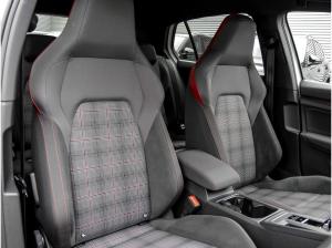 Volkswagen Golf VIII GTI 2.0 TSI ACC KAMERA LED PLUS NAVI APP-CONNECT