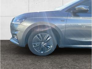 Skoda Fabia Tour 1.0 TSI AHK SHZ KAMERA LED NAVI JAHRESWAGEN