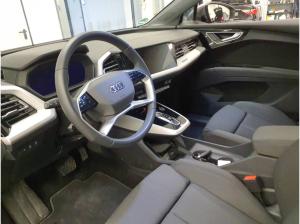 Audi Q4 e-tron 45, Matrix-LED, Wärmepumpe, Kamera, Sportsitze, 8-Fach bereift