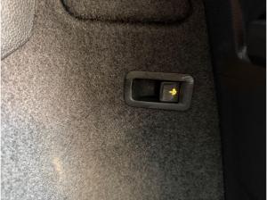 Skoda Karoq Selection Tour 1.5 TSI DSG - AHK PDC NAVI SMART LINK  LED ACC AREA VIEW