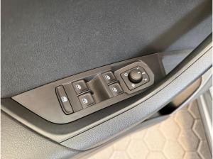 Skoda Karoq Selection Tour 1.5 TSI DSG - AHK PDC NAVI SMART LINK  LED ACC AREA VIEW