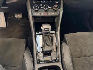 Skoda Karoq Selection Tour 1.5 TSI DSG - AHK PDC NAVI SMART LINK  LED ACC AREA VIEW