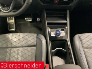Volkswagen Tiguan R-Line 2.0 TDI DSG 4M. *AHK/MATRIX/PANO/STHZG*