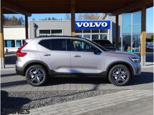 Volvo XC40 B4 Plus Dark
