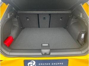 Volkswagen T-Roc 1.5 eTSI DSG R-Line AHK+PANO+DCC+LEDER+20"