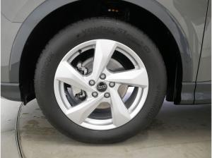 Audi Q3 35 TFSI S tro. advanced LED AHK virt. Cock.