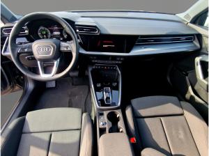 Audi A3 Sportback S-Line 45 TFSI e AHK NUR BIS 16.2.26!