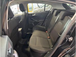 Ford Focus Titanium Edition + Rückfahrkamera+Pano+Navi+LED+Tempomat-adaptiv+Klimaautomatik+Sitzheizung