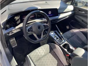 Volkswagen Golf VIII 1.5 TSI DSG R-Line LED ACC NAVI BLACK-STYLE