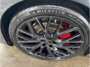 Audi A6 Avant e-hybrid quattro S tronic