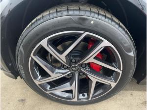 Audi e-tron Q6 SUV business S linequattro