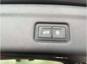 Audi e-tron Q6 SUV business S linequattro