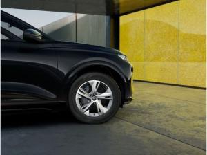 Audi Q6 e-tron SUV LED*AHK*WR*Tech*19Zoll*Sportsitze*