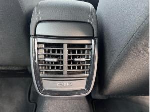 Skoda Kamiq Essence 1.0 TSI DSG - LED SHZ MFL SMART LINK DAB ZV
