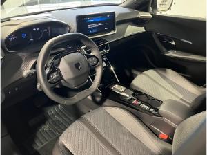 Peugeot 2008 1.2 136 A llure ACC+LED+SHZ+KlimaA+PDC+AUT