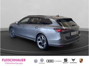 Skoda Superb Combi Sportline *KNALLER* AHK Pano HUD Canton Sitzh. ACC