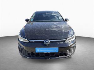 Volkswagen Golf VIII GTD 2.0 TDI 7-DSG KLIMA PDC LED