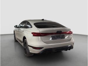 Audi A6 Sportback S line business e-tron quattro