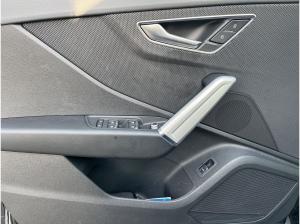 Audi Q2 advanced 35 TFSI S tronic NAVI RFK SHZ PDC