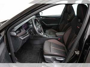 Skoda Octavia Combi 2.0 TSI DSG RS*HUD*MATRIX*CANTON*AHK*PANO