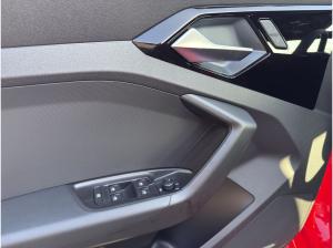Audi A1 SB 25 TFSI S line LED CarPlay PDC 17"